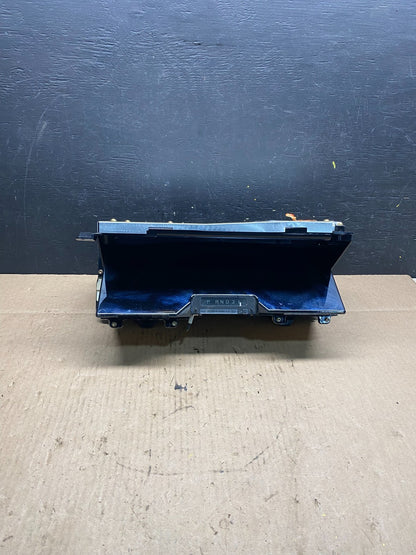 2001-2002 Lincoln Continental  Speedometer Gauge Cluster R O6861 GD0