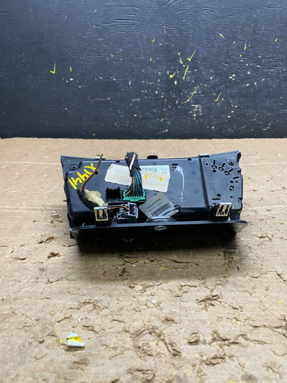 2011-2014 Chrysler 200 Heater AC Climate Switch Temperature Control OEM X1441 DG4
