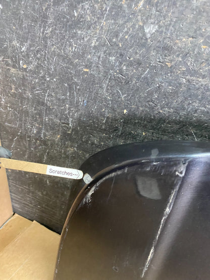 2014 - 2019 Jeep Grand Cherokee Liftgate Back Door Spoiler & Light OEM Y9304 DG3
