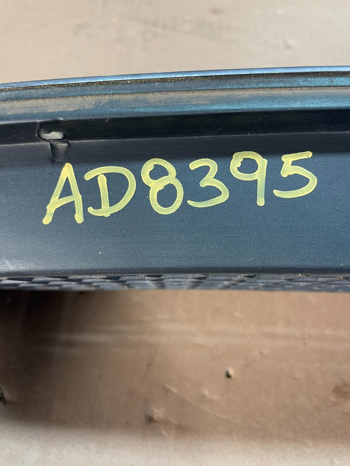 1993 - 1995 Pontiac Bonneville Front Upper Grill Grille AD8395 DG6