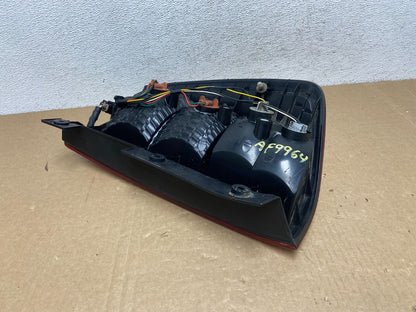 2007 to 2010 Kia Sedona Right Passenger RH Side Tail Light AF99644