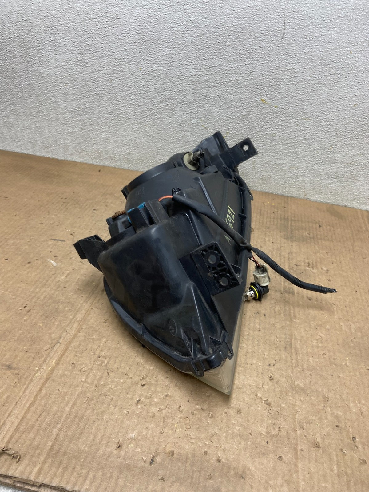 2001 to 2003 Acura MDX Passenger Right RH Headlight AA6921 DW7