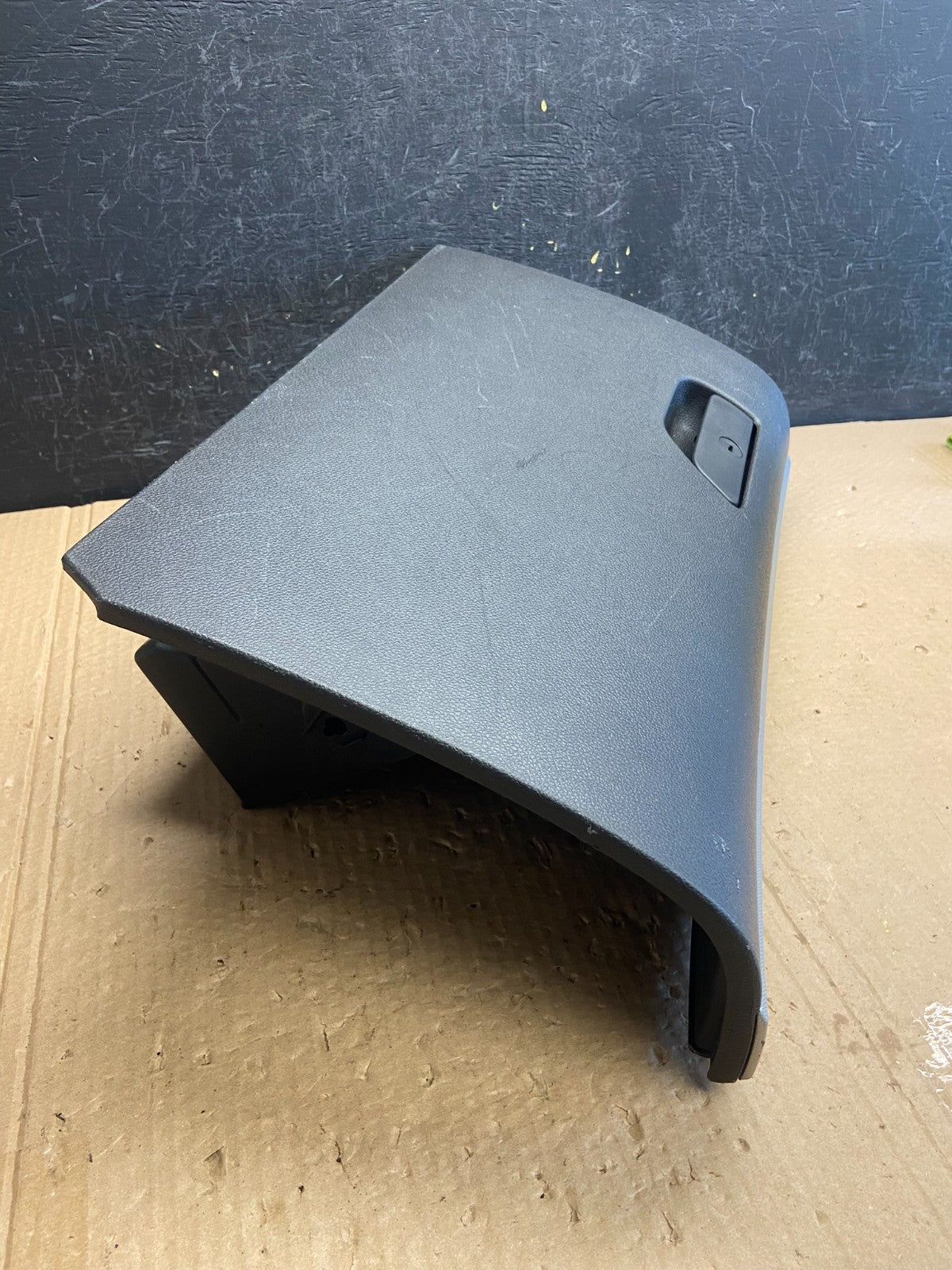 2011 to 2019 Ford Explorer Front Right Passenger Storage Glove Box AF6332 DG4