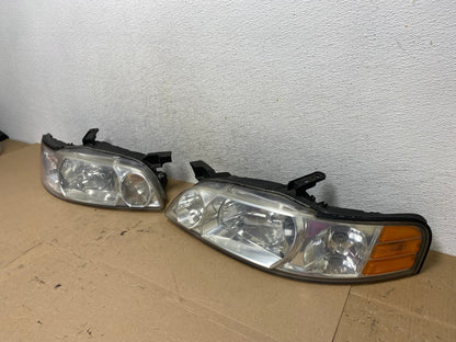 Sedan 2000 2001 Nissan Altima Headlights Left+Right AF4418 LK1
