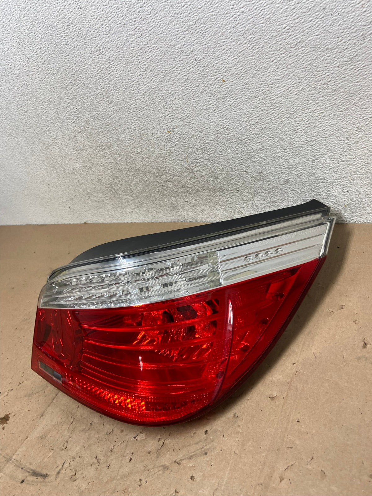 2008 2009 2010 BMW 5 525i 530i Right Passenger Rh Tail Side Light AG5337 LK1