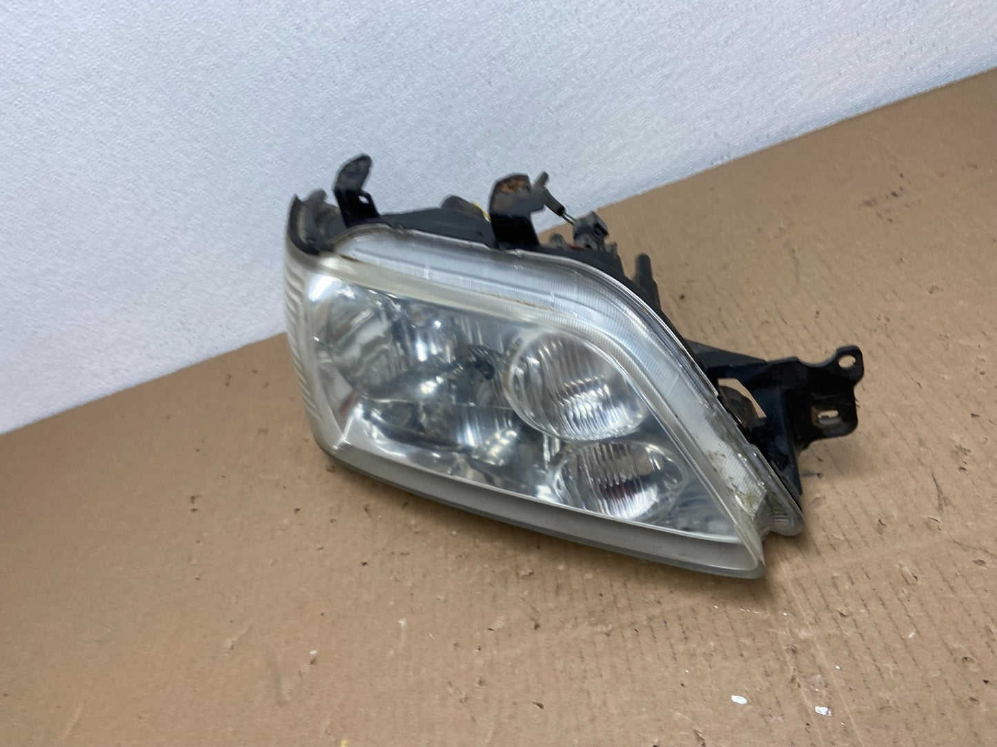 2002 - 2003 Mitsubishi Lancer Right Passenger Side Headlight Halogen AB6577 DW1