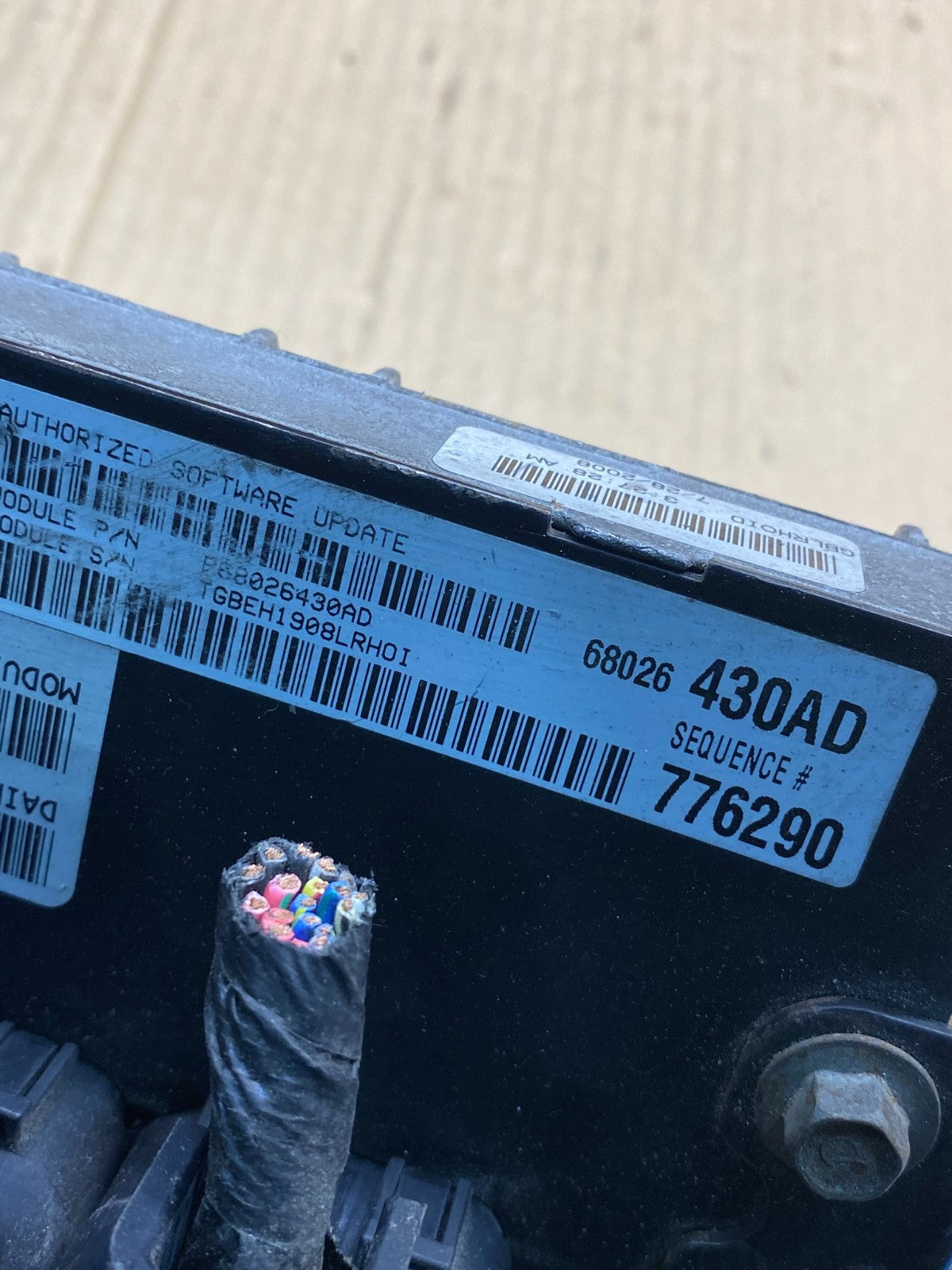 2008 2010 Dodge Magnum Charger 3.5L Engine Control P68026430AD AI0277 DW2