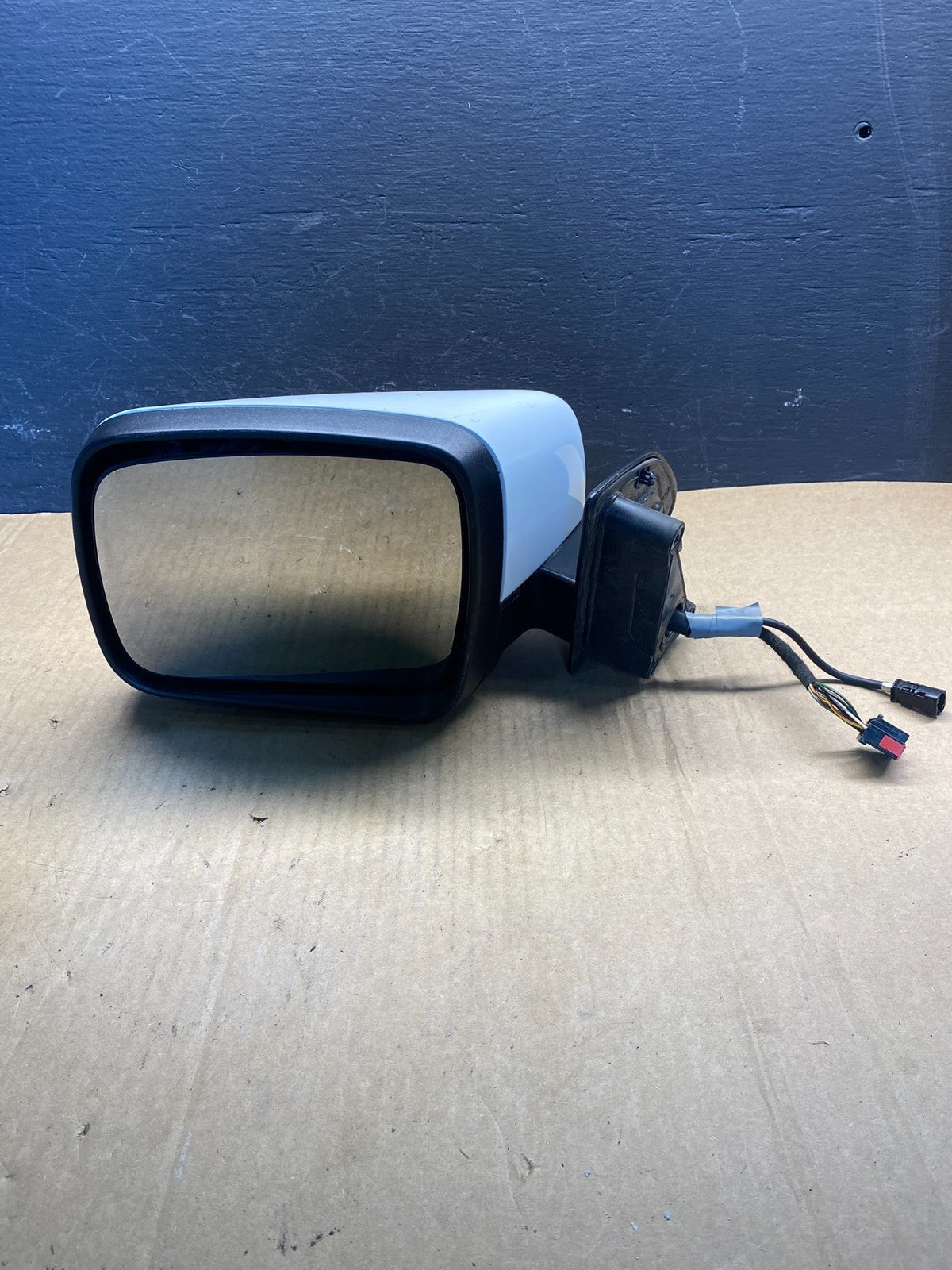 2010-2013 Range Rover Sport Driver Side Door Mirror With Camera AC71528