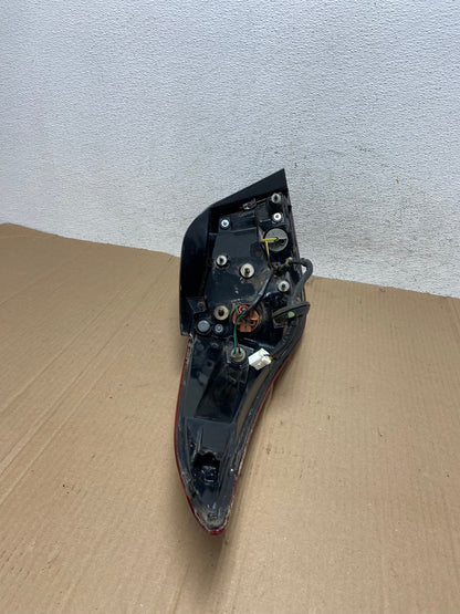 2014 2015 2016 Hyundai Elantra Sedan Right Passenger RH Tail Light AE8912 LK7