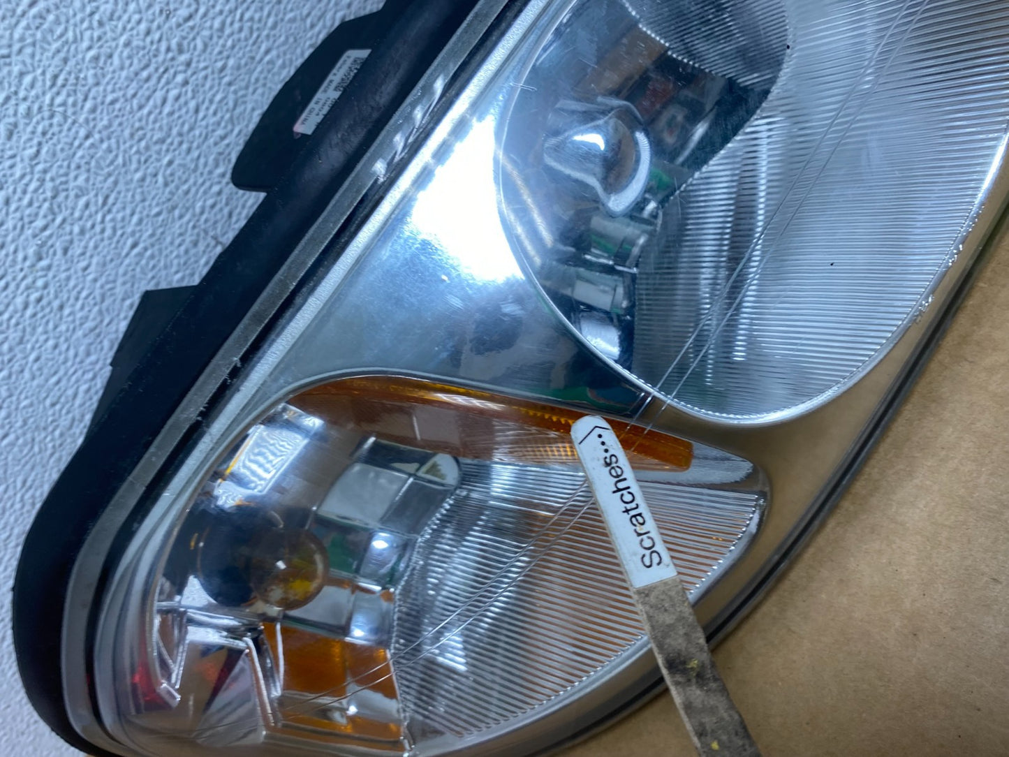 2000-2005 Chevrolet Impala Left+Right Set Headlights Halogen AD8949 DW3