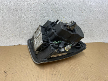 2004 to 2009 Cadillac SRX Right Passenger RH Side Xenon Headlight AH3070 DW5