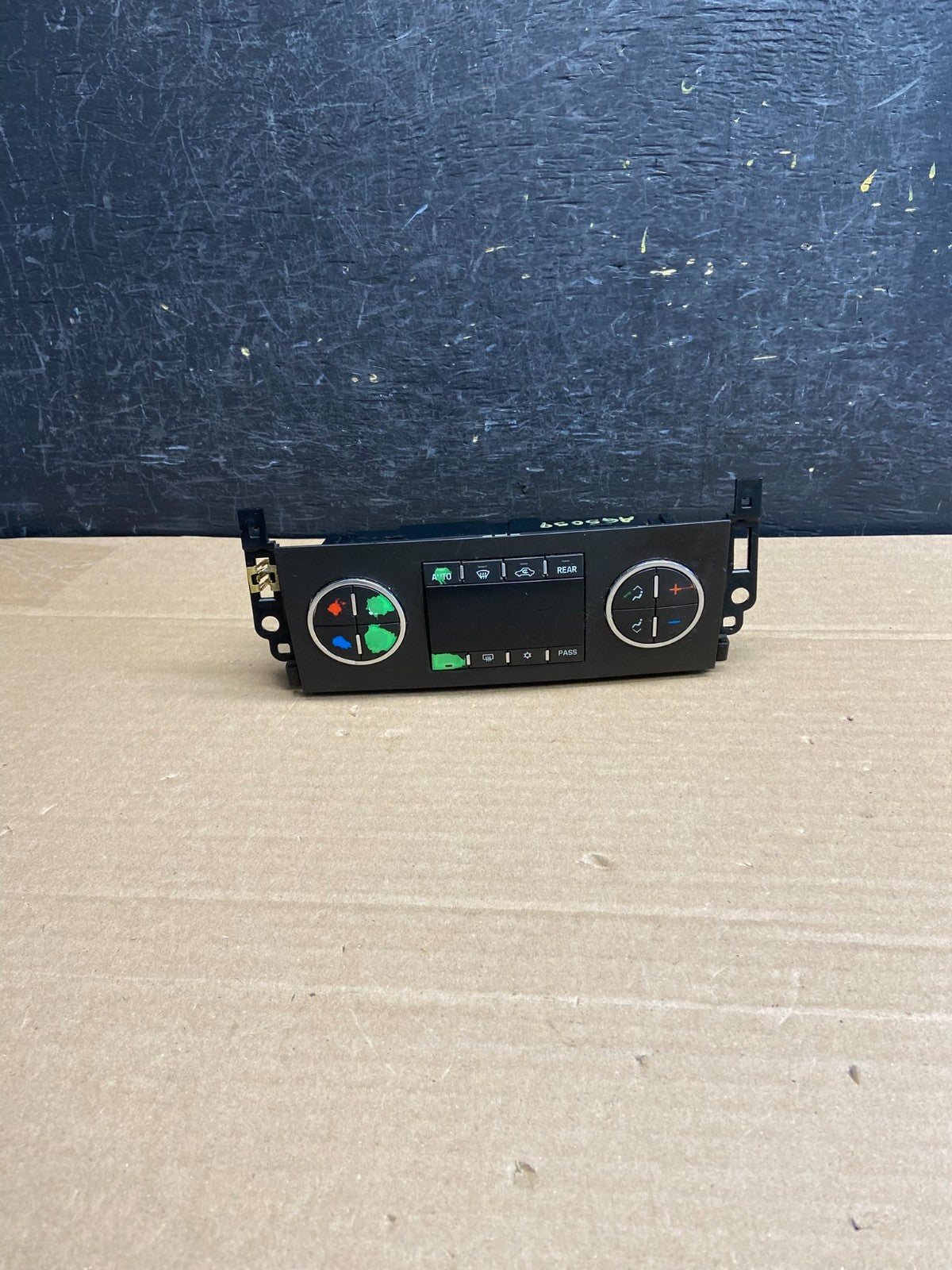 2007-2011 GMC Yukon Tahoe Automatic Climate Temperature Temp Control AG5059 DG0