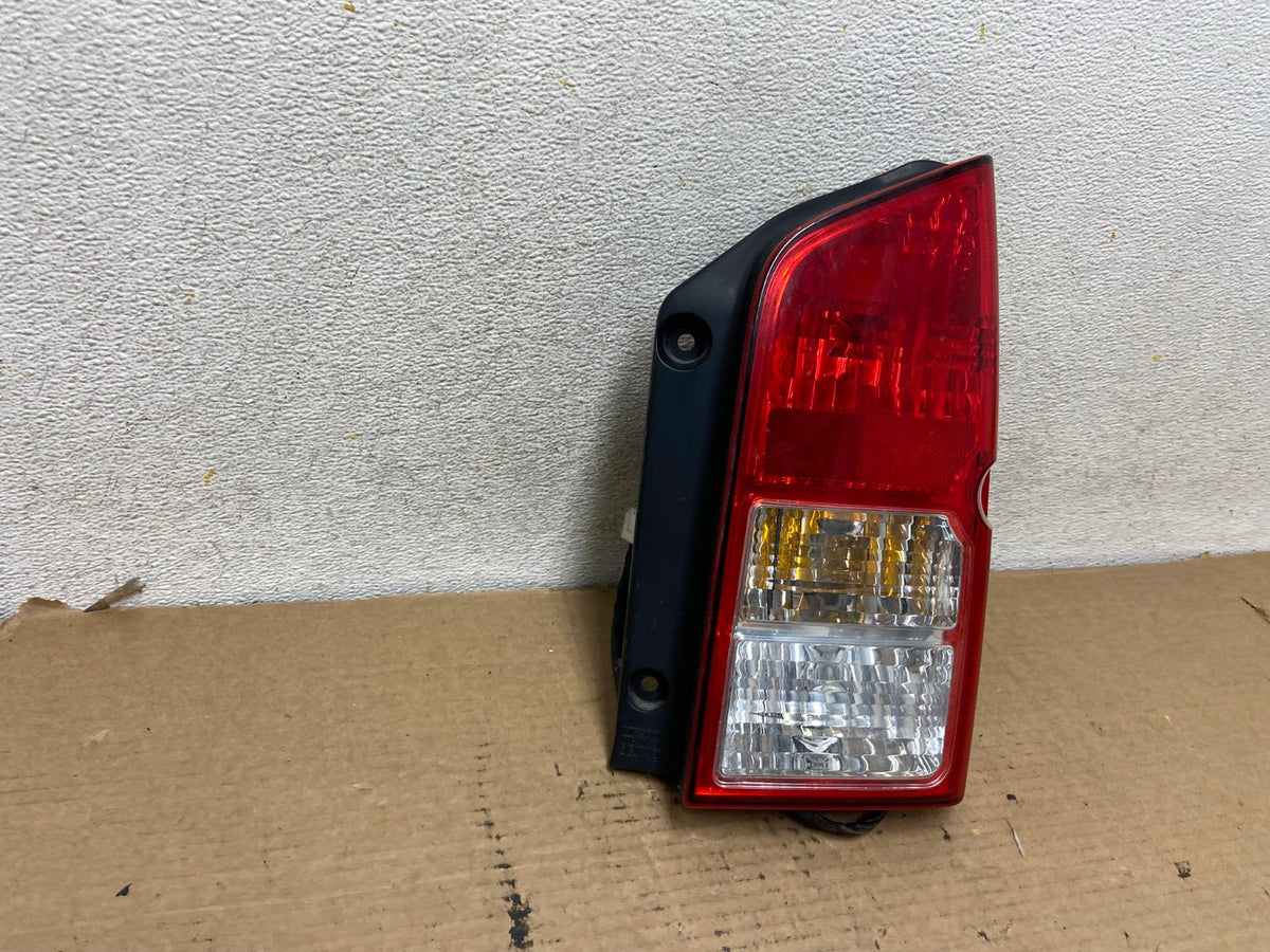 2005 to 2012 Nissan Pathfinder Right Passenger RH Side Tail Light AH4136 LK1