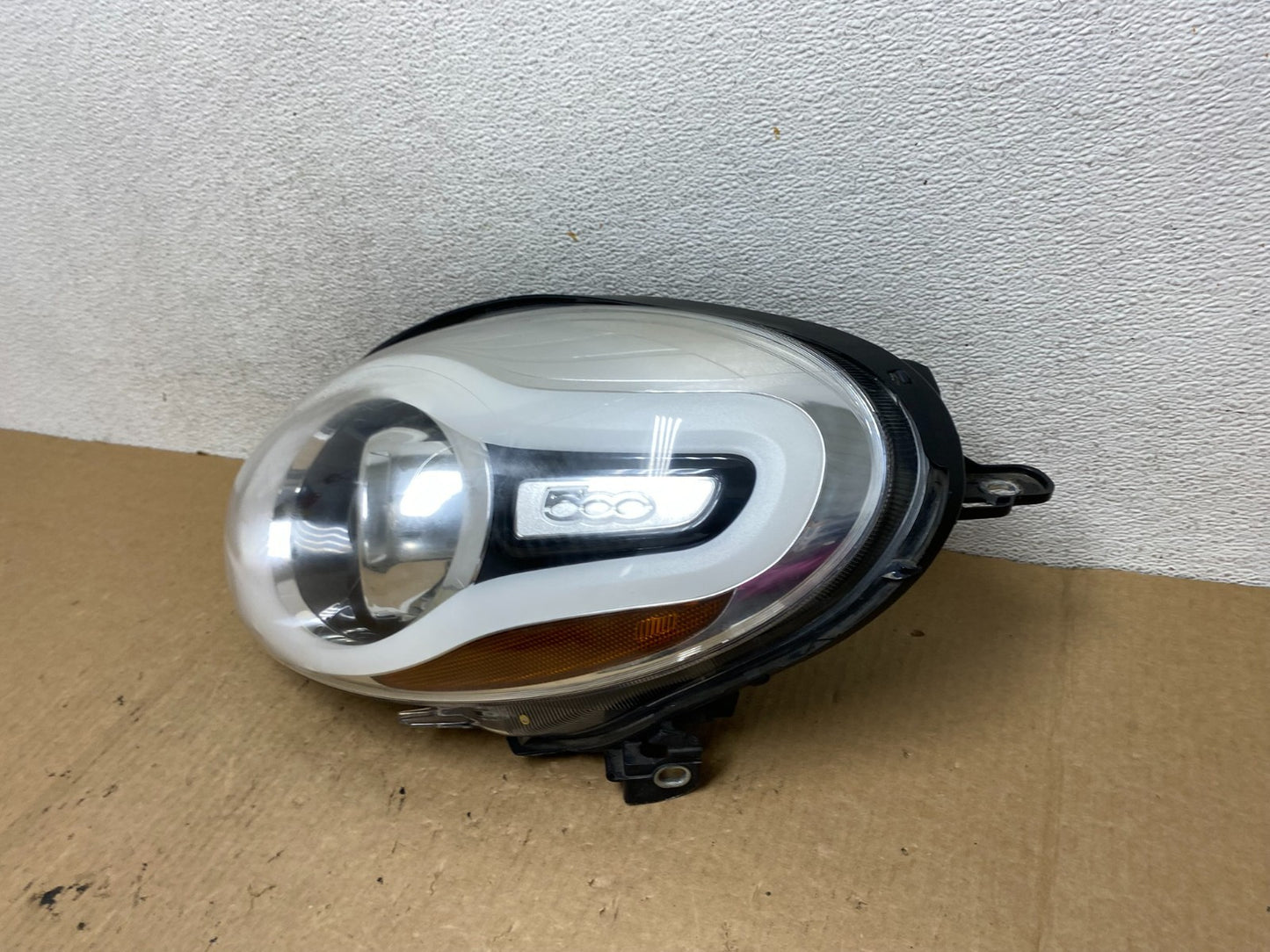 2014 to 2017 Fiat 500L Left Driver LH Side Halogen Headlight AF9770 DG1