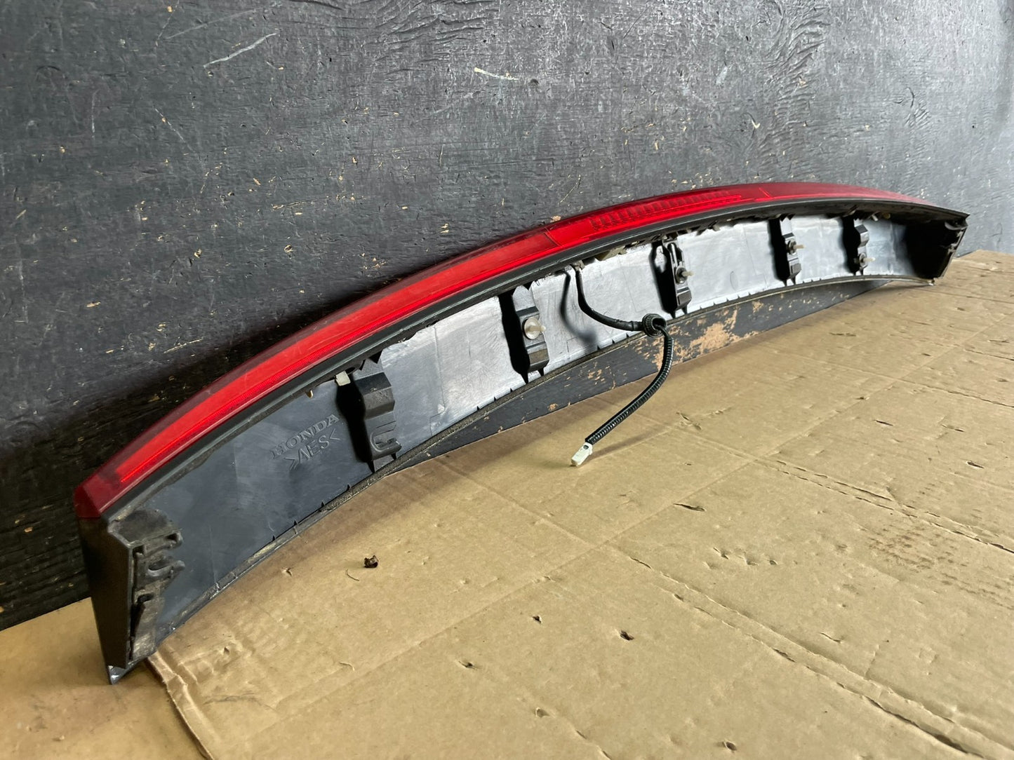 2012-2014 Honda Insight Rear Tailgate Spoiler 3rd Third Brake Light OE AA8871 DG5