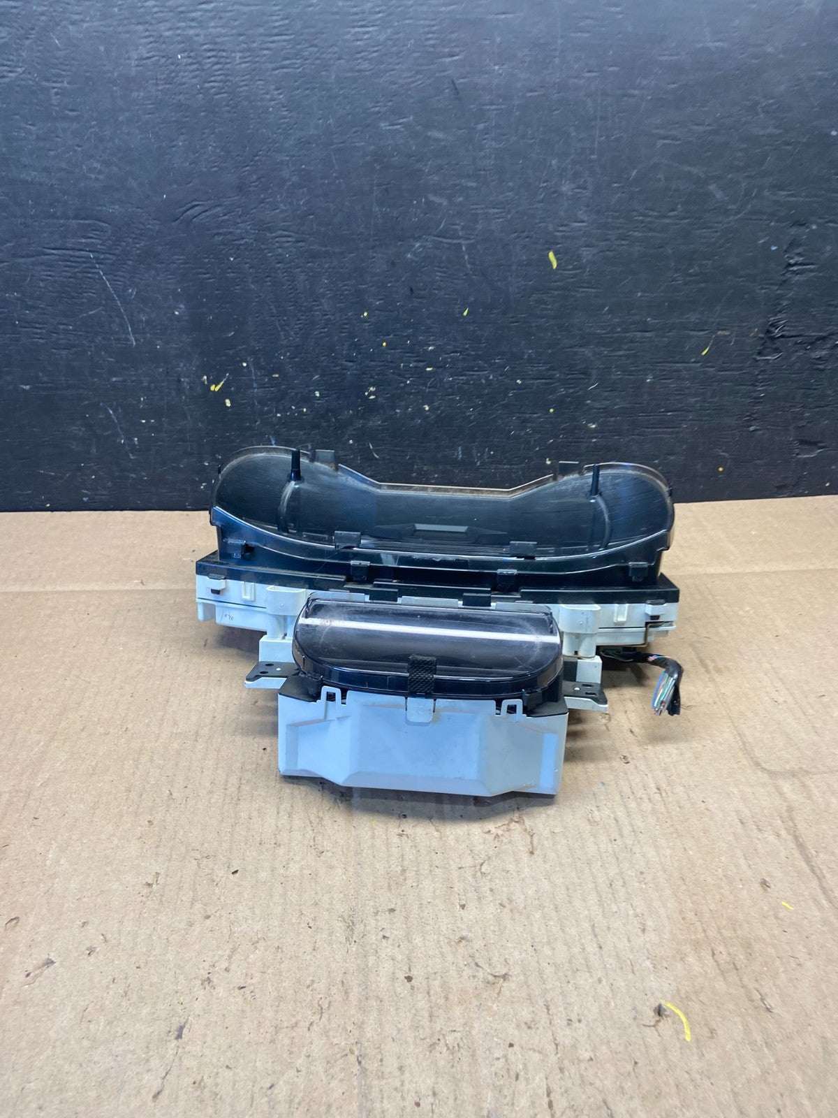 2010 2011 Honda Insight Speedometer Instrument Cluster P9333 DG3
