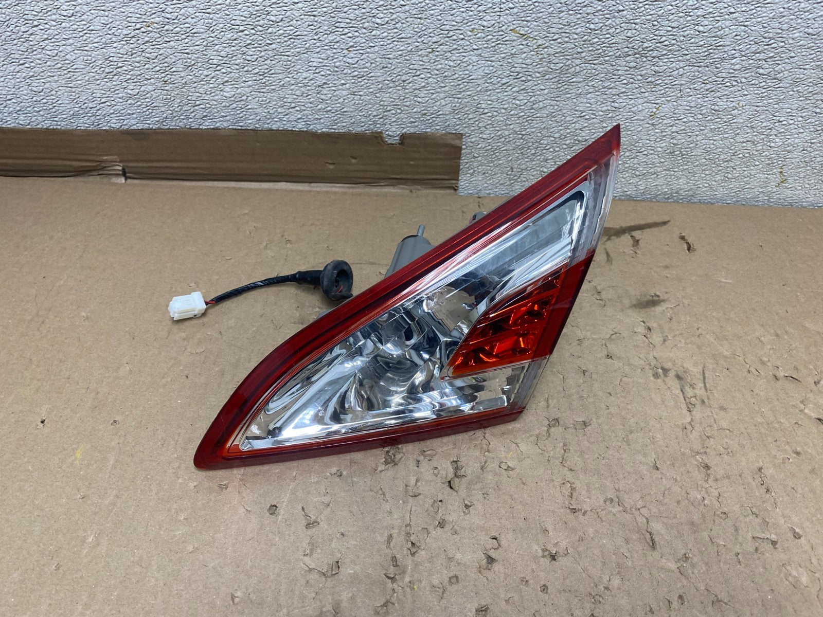 2011-2014 Nissan Murano Right Passenger RH Side Inner Tail Light Oem U1231 DW0