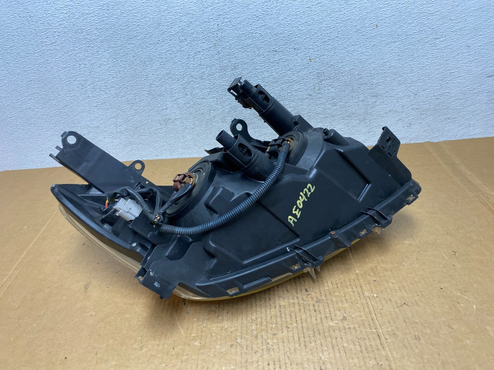 2009 - 2012 Toyota Rav4 Left Driver LH Side Headlight Halogen AE0422 DW8