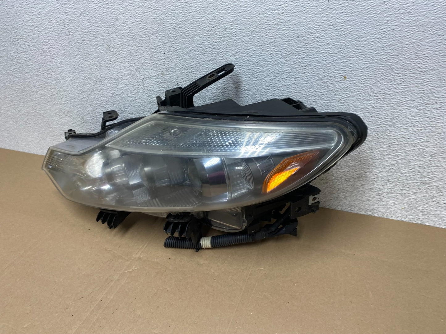 2011 to 2014 Nissan Murano Headlight Left Driver LH Side Xenon Hid AE4853 DW1