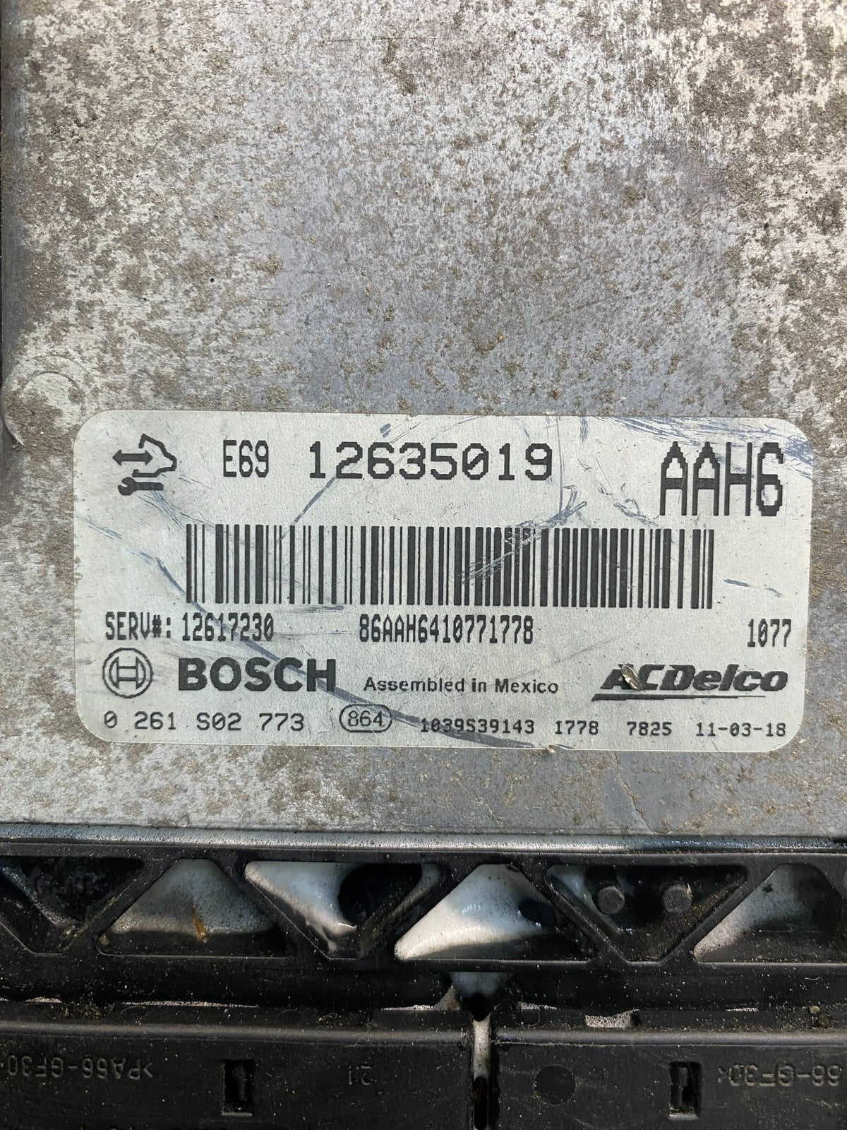 2010 2011 GMC Acadia Traverse Engine Control Module ECM ECU 12635019 AE7416 DW2