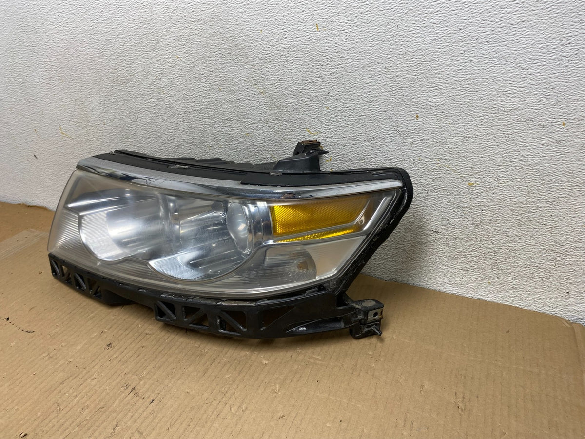 2006 to 2009 Lincoln MKZ Zephyr Left Driver Headlight Halogen AH3058 DW2