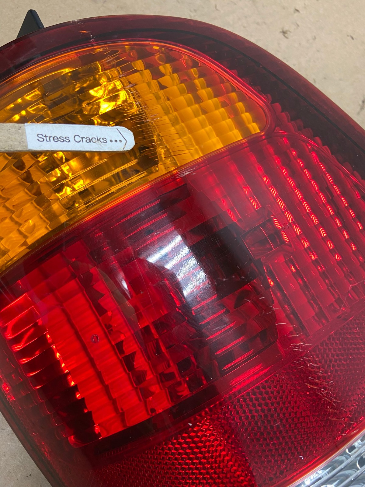 1999 to 2003 Ford Windstar Tail Light Right Passenger RH Side AG4275 LK4