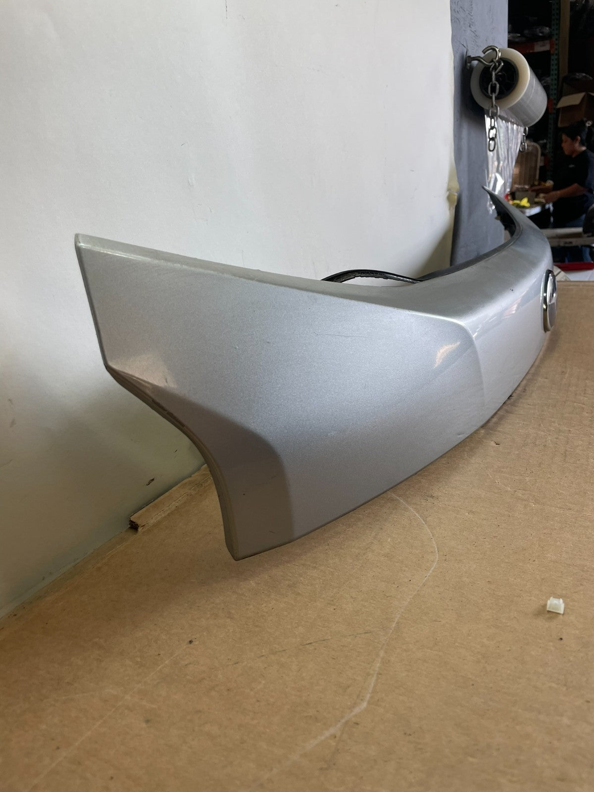 2014 to 2018 Subaru Forester Rear Finish Panel Garnish Tail Gate AG08062