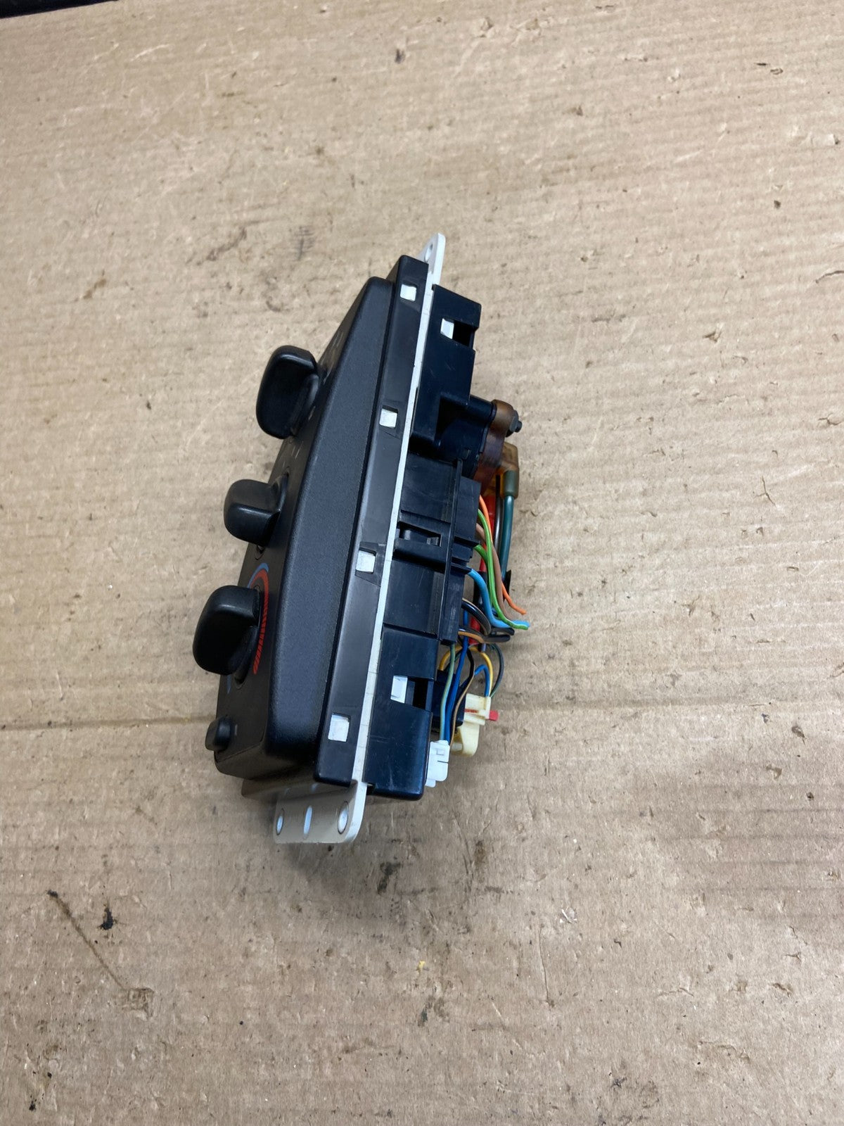 1998 to 2001 Dodge Ram 1500 Temperature Climate Control Heat AC Heater AH3740 DG2