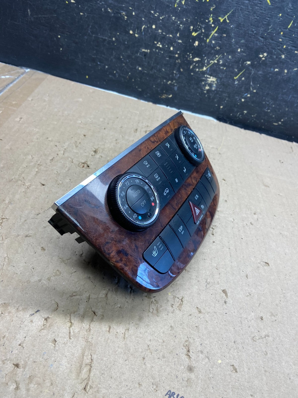 2006 to 2008 Mercedes W251 R350 AC Temp Heater Climate Control OEM ab5457 DG1