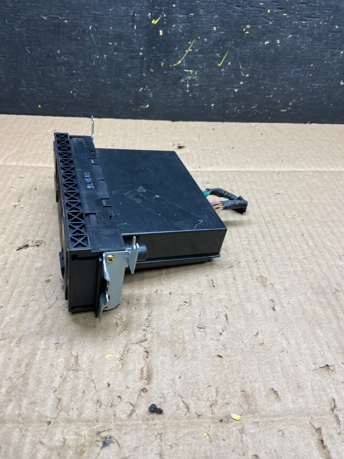 2001 to 2005 Hyundai XG350 XG Climate Control Hvac Heater A/C  Oem V1375 DG2