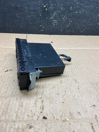 2001 to 2005 Hyundai XG350 XG Climate Control Hvac Heater A/C  Oem V1375 DG2