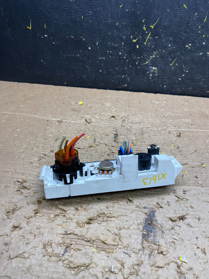 2001 - 2007 GMC Chevrolet Astro Express Climate Control A/C X1613 DG4