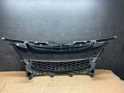 2012 to 2015 Mazda 5 Front Upper Grille Grill OEM Y6549 DG3