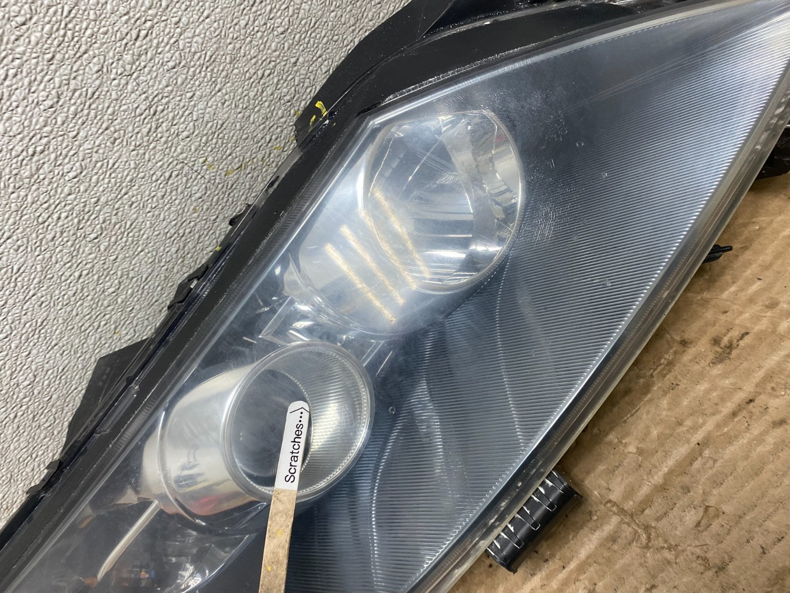 Halogen 2007 to 2009 Mazda CX-7 Right Passenger RH Side Headlight Oem Z2653 DW3