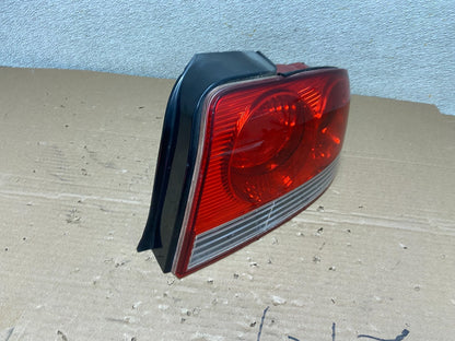 2002 - 2005 Hyundai Sonata Right Passenger RH Side Tail Light OEM AB1381 LK2