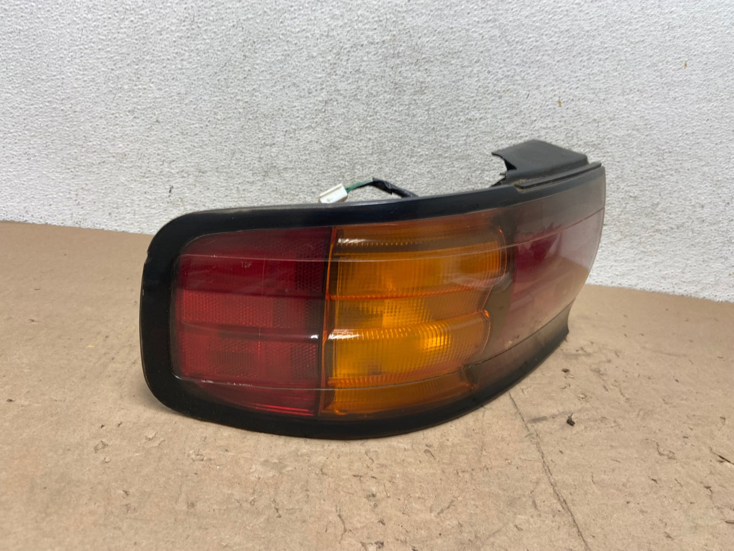 1992 1993 1994 Toyota Camry Left Driver LH Side Tail Light AG5666 LK2