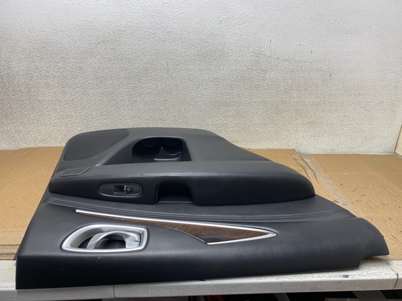 2013 2015 Infiniti JX35 QX60 Rear Left Driver Door Trim Panel Z1284 DG6