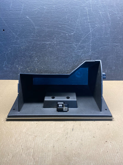 2004 to 2008 Ford F-150 Front Right Passenger Storage Glove Box AG1868 DG4
