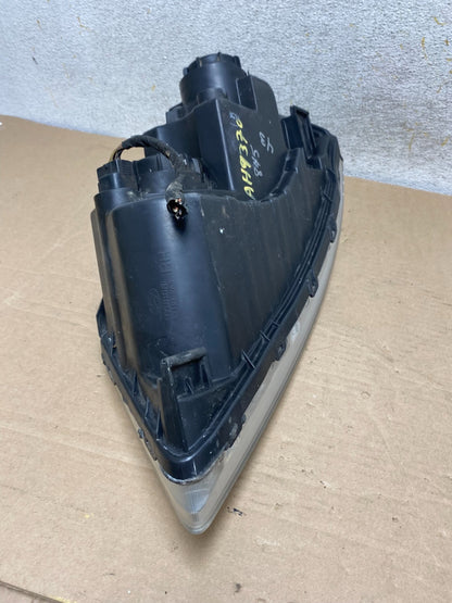 2009 to 2010 Hyundai Sonata Right Passenger RH Side Headlight Halogen AH9370 DW8