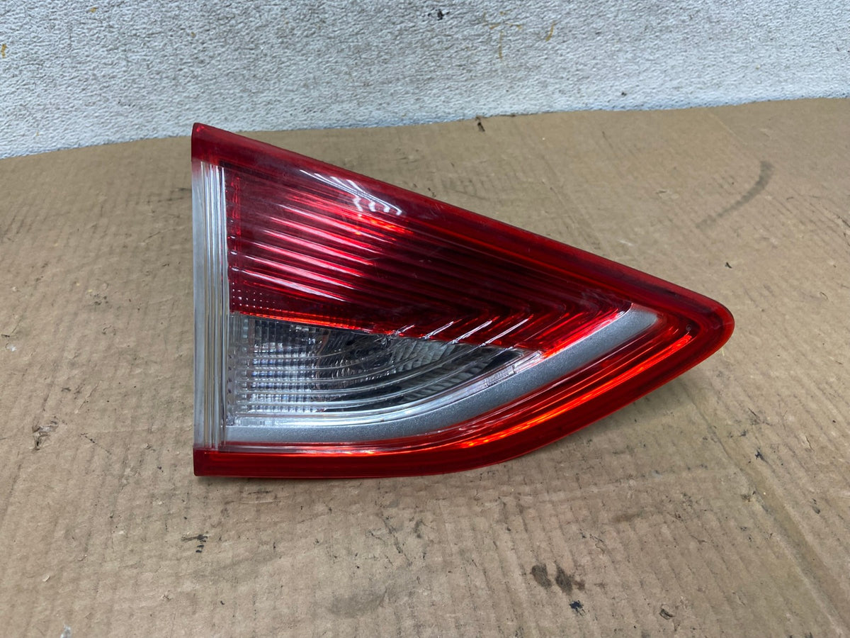 2013 to 2016 Ford Escape Left Driver LH Side Inner Tail Light AI8148 LK0