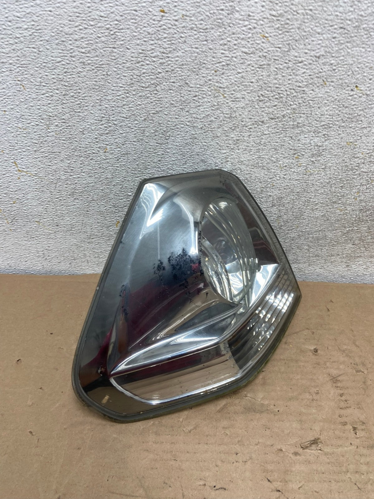 2004 to 2009 Lexus Rx350 RX330 Left Driver LH Tail Light AH9503 LK2