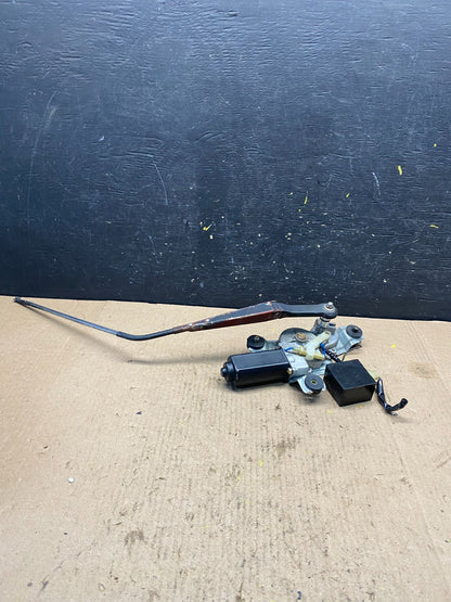 1989-1993 Toyota Celica Rear Windshield Washer Wiper Motor R8408 DG1