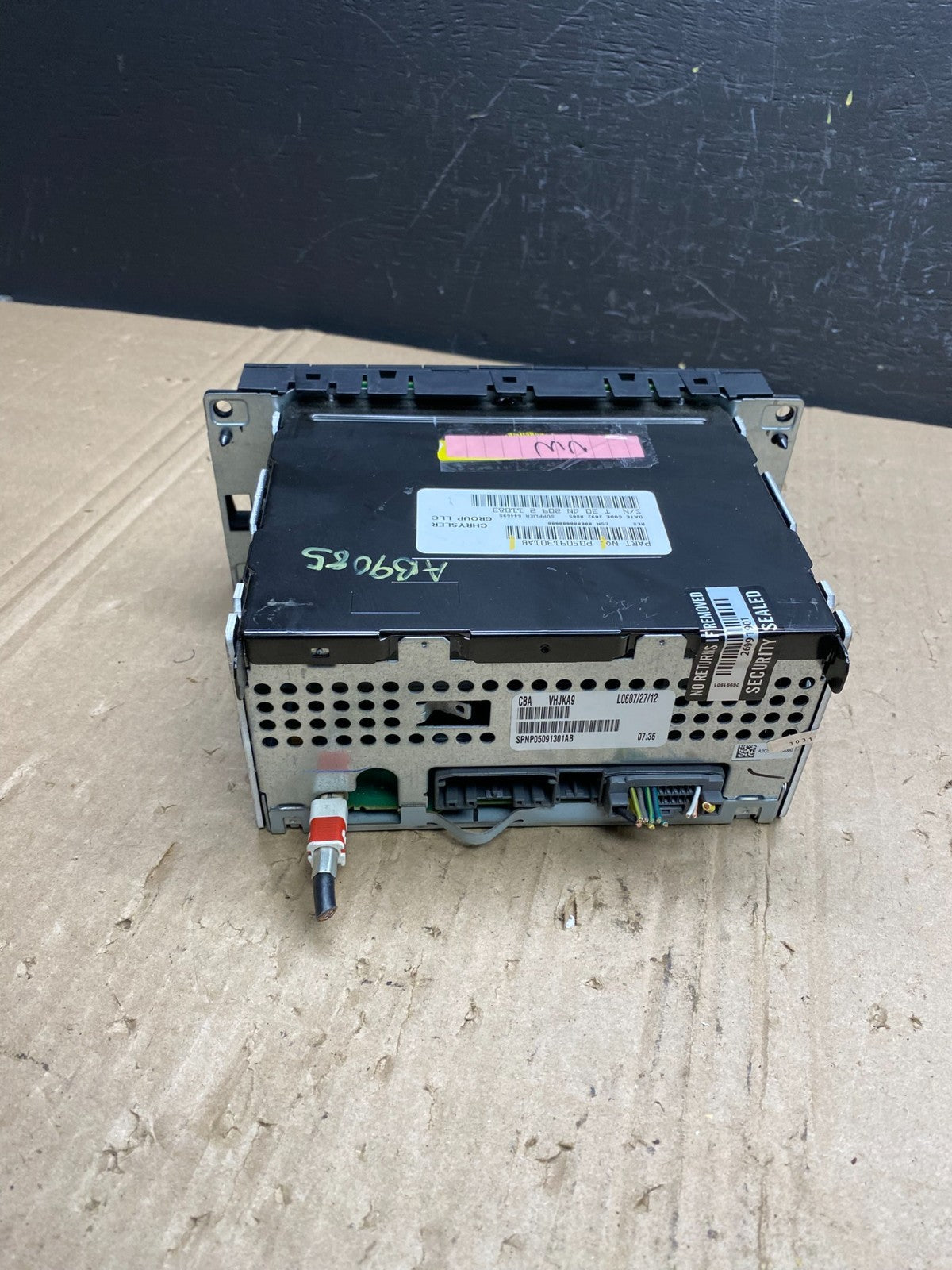 2007-2012 Chrysler Dodge Jeep Ram Radio CD MP3 AUX Receiver AB9085 DG3