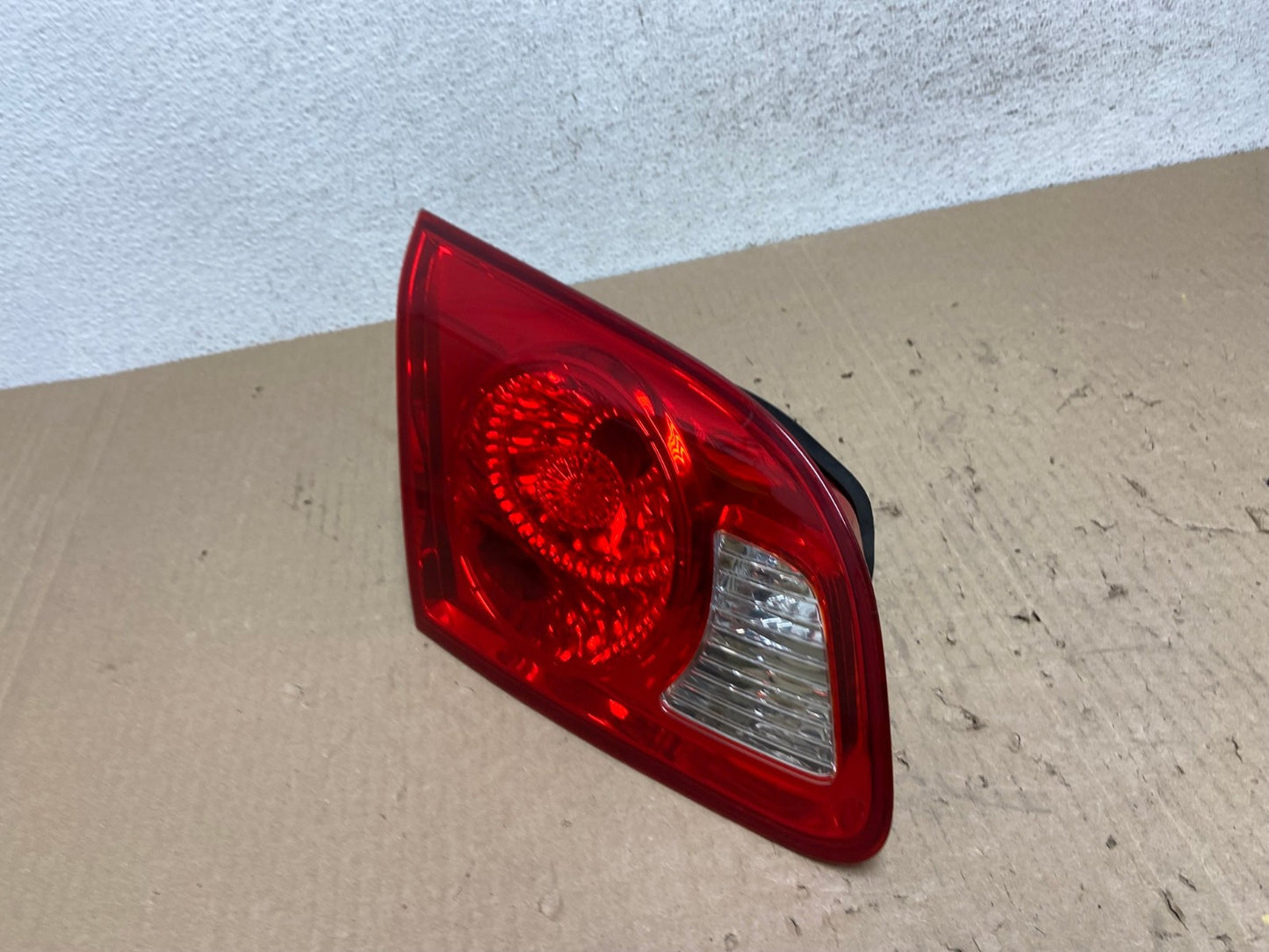 2007 2008 2009 Hyundai Santa Fe Left Driver LH Tail Light Inner AE9727 LK1