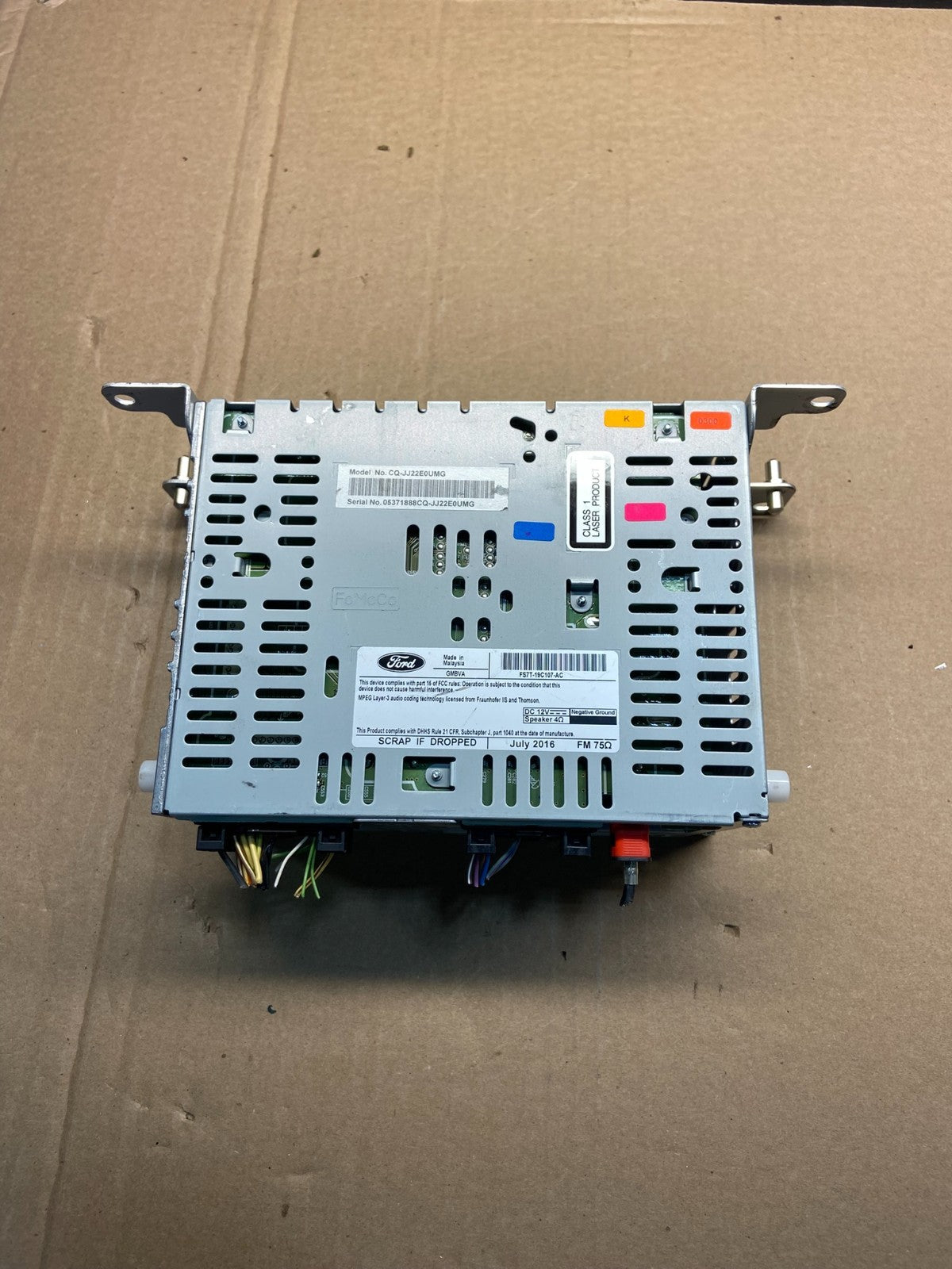 2016 to 2019 Ford Fusion Radio CD Player Reciver ae2273 DG4