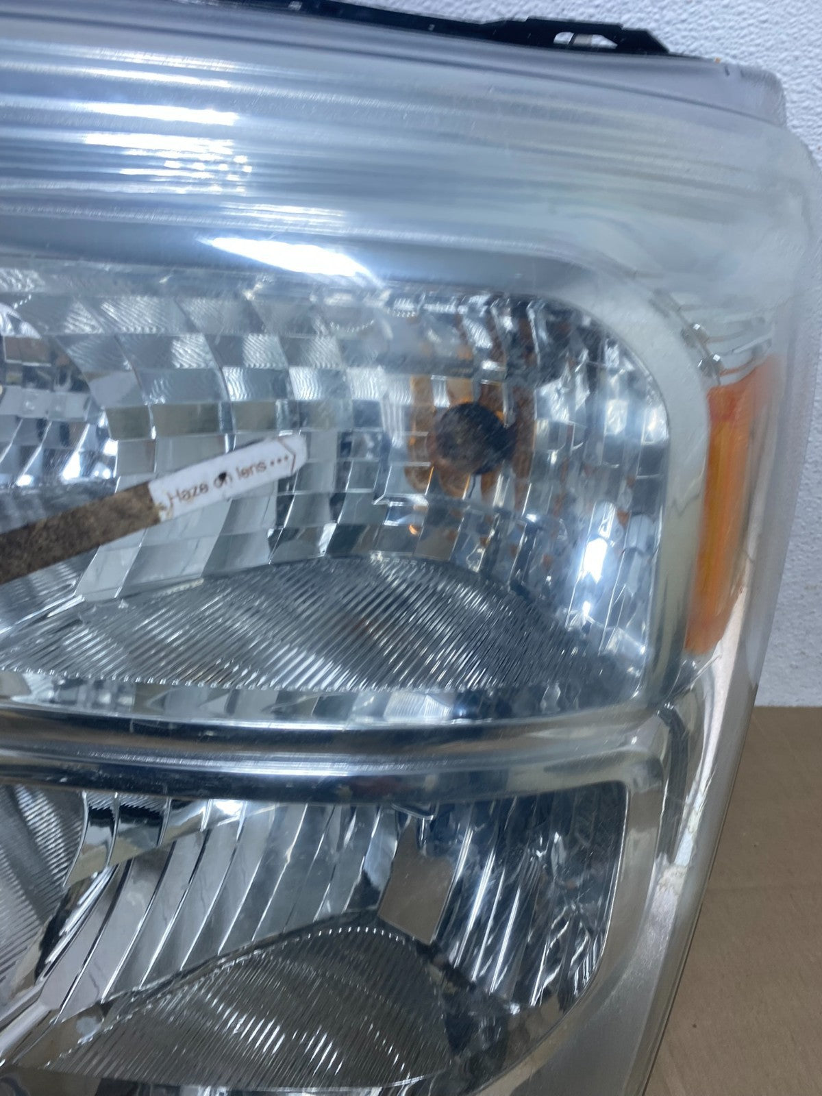 2011 to 2016 Ford F250 Super Duty Left+Right Side Headlights AI2152 DW7
