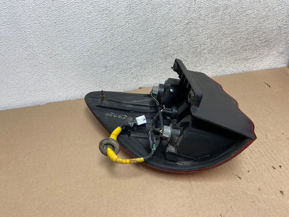 2001 to 2004 Toyota Sequoia Right Passenger Rh Side Tail Light AG6639 LK4