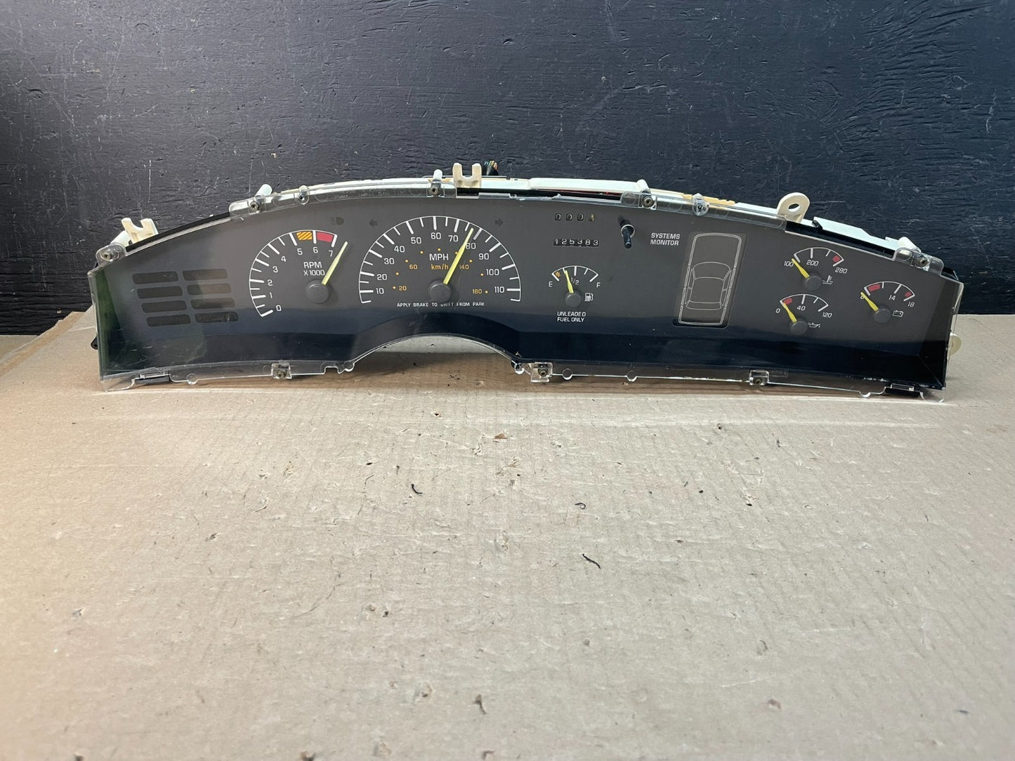 1995 to 1996 Pontiac Boneville Cluster Speedometer Gauge ae3384 DG0
