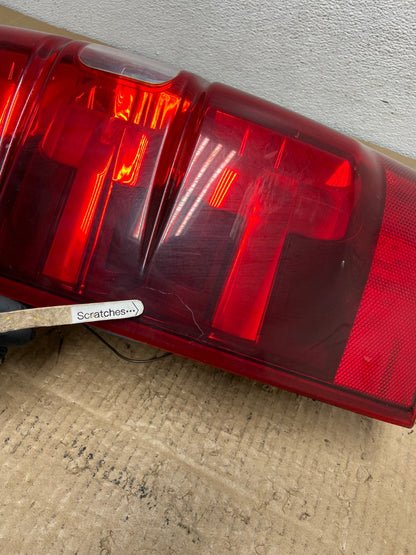2008-2014 Chevrolet Tahoe Suburban Driver Lh Left Side Tail Light AC4111 LK3