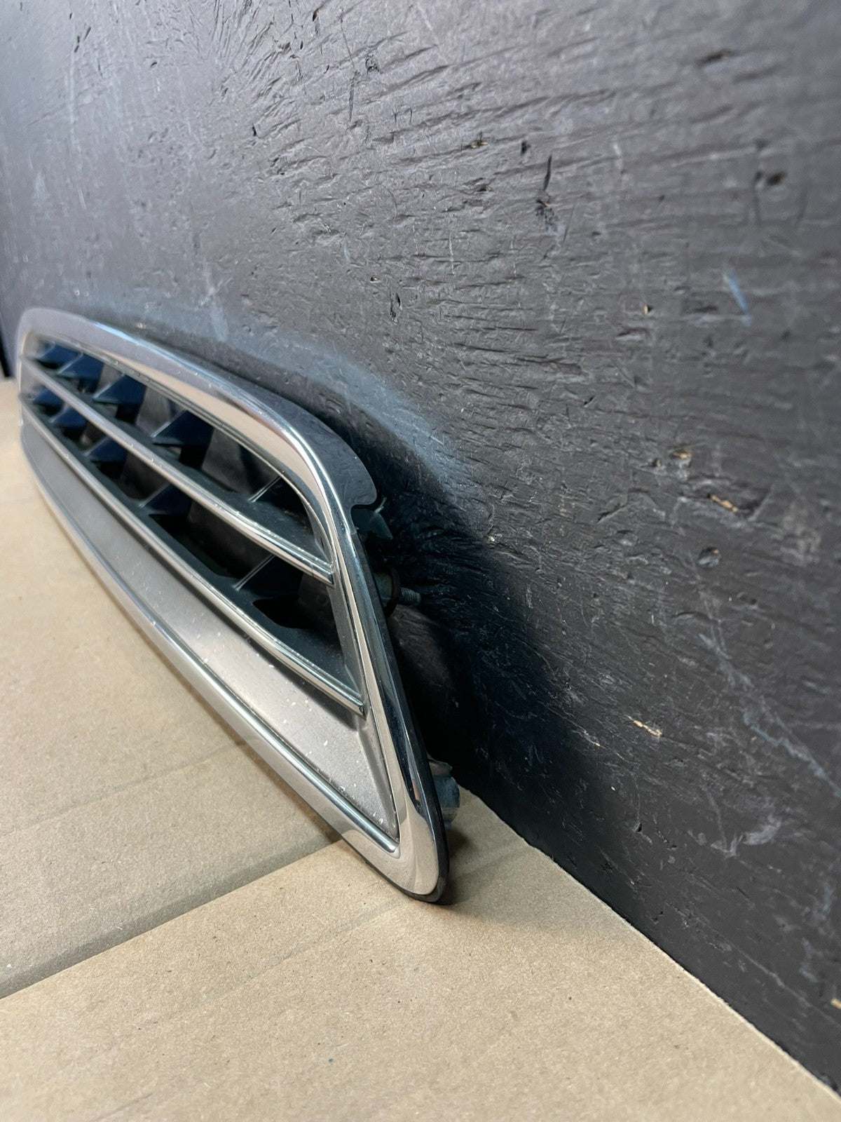 2000 to 2001 Lexus ES300 Front Grille Grill AC20841